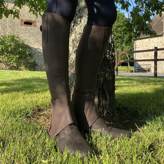 Mini-chaps en taille enfant Privilège Equitation Campo marron portées