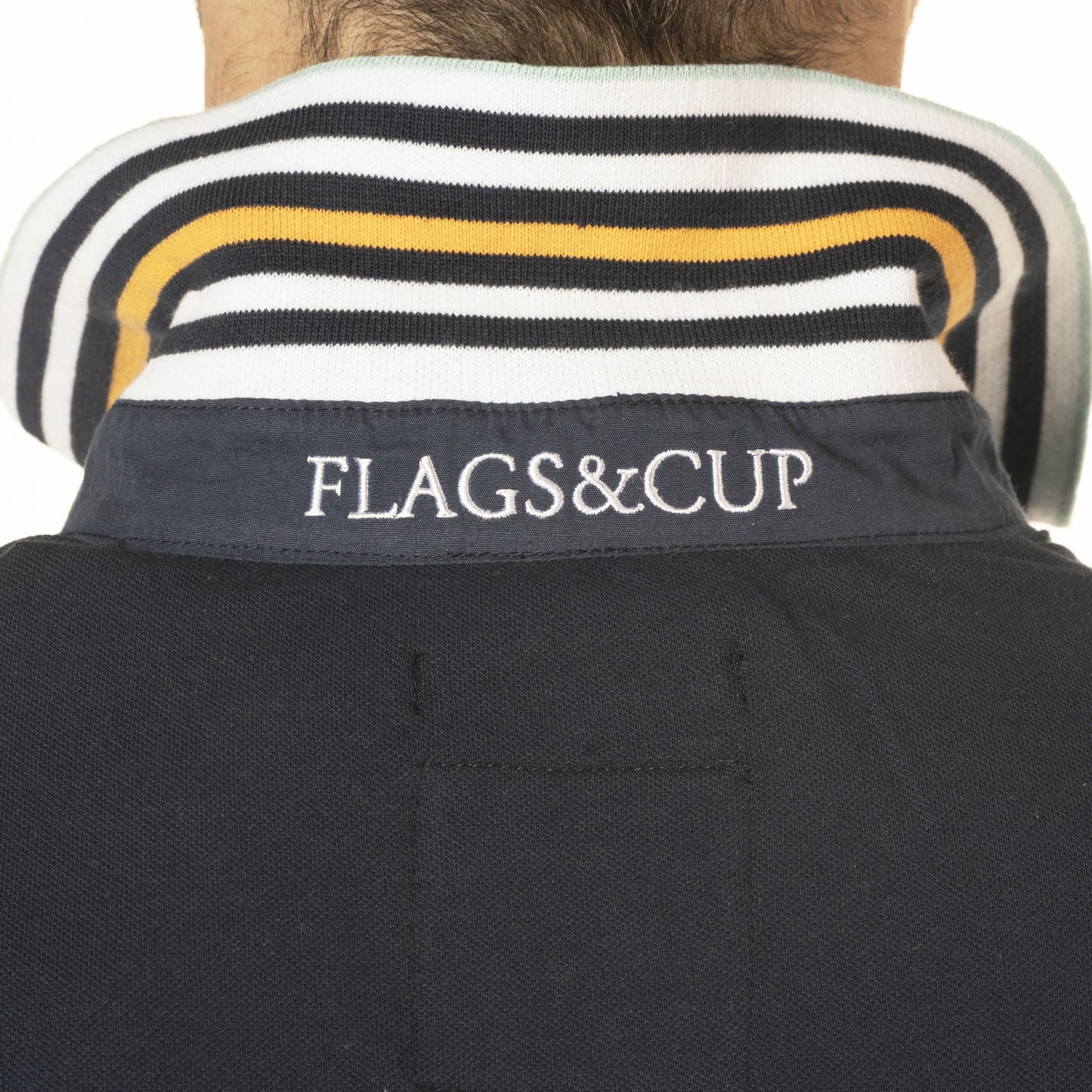 Polo à manches courtes pour garçons de 4 à 14 ans Flags and Cup Pico marine détail dessous de col