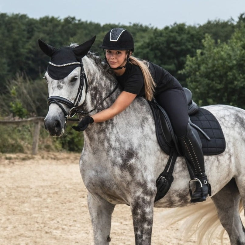 Grand Coussin De Selle Gallop Gris Satiné à Carreaux - Avec Voile Et Oreilles Assorti - Taille Réelle