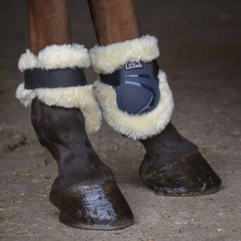 Protège-boulets doublés mouton synthétique pour poneys et chevaux Norton XTR marine
