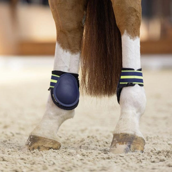 Protège-boulets pour poneys et chevaux HKM Equestrian bleus portés