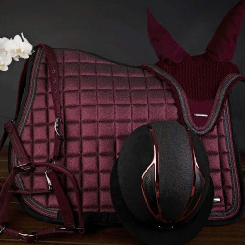 Tapis de selle pour chevaux modèle dressage ou CSO Lami-Cell Sparkling bordeaux
